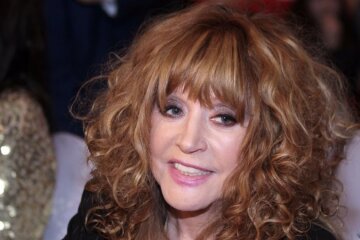 Алла Пугачева в компании Лаймы Вайкуле назвала Галкина "концом". Явно девчата навеселе. Видео