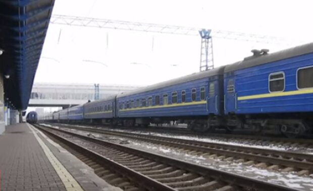 Пасажирський потяг. Фото: скріншот YouTube-відео