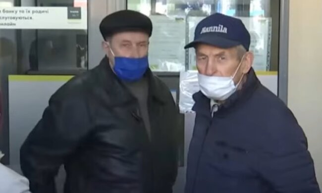 Пенсионеры.  Фото: скриншот YouTube-видео