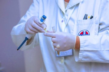 В лаборатории. Фото: 112 Украина