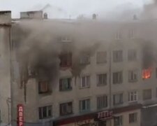 Пожар в Павлограде. Фото: скриншот Youtube