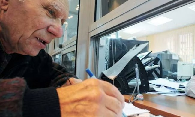 Пенсионеры не могут в это поверить: Шмыгаль сделал важное заявление, сразу две пенсии