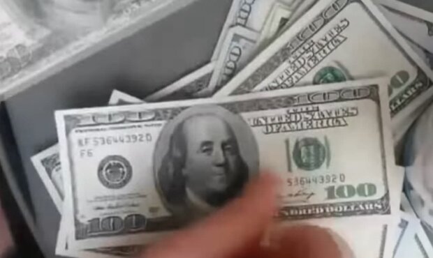 Курс доллара. Фото: скриншот Youtube-видео