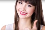 Массаж поможет изменить размер и форму носа, фото: скриншот YouTube