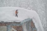 Огромный снег