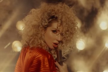 Светлана Лобода, кадр из клипа "Instadrama"