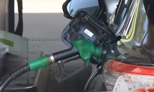 АЗС. Фото: скріншот YouTube-відео