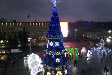 Новорічна ялинка. Фото: скріншот YouTube-відео