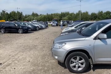 Автомобили. Фото: Youtube