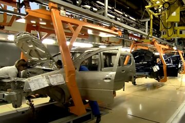 Lada: Скриншот YouTube