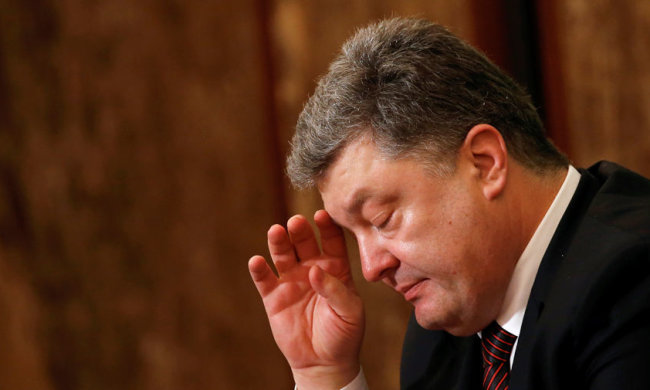 Скандал года: КСУ вынес вердикт по Порошенко: превысил полномочия