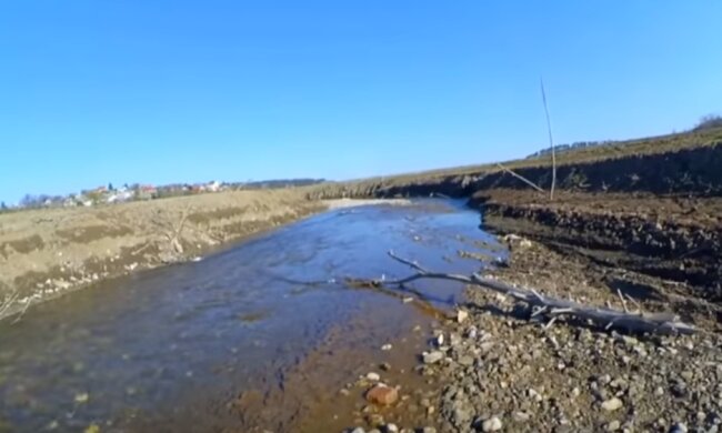 В Крыму не хватает воды. Фото: скрин YouTube