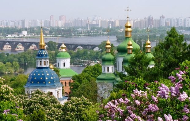 Астролог советует немедленно перенести столицу из Киева