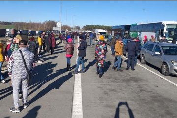 Заробитчане массово возвращаются домой. Фото: Тарас Гринюк