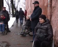 Люди з інвалідністю. Фото: скріншот YouTube-відео