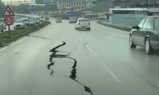 Землетрясение. Фото: YouTube, скрин