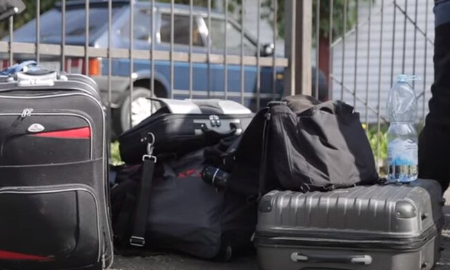 Чемодан. Фото: скриншот YouTube-видео