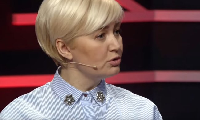 Ницой высказалась о языке: Пенсионерам — русский, молодежи — украинский, венграм — переходной период