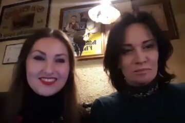 София Федина и Маруся Зверобой. Фото: скриншот YouTube