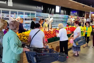 Які продукти в Україні скоро дуже злетять у ціні. Фото: YouTube