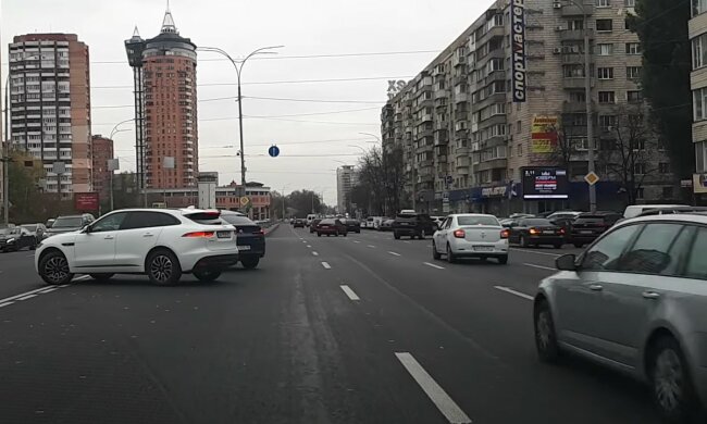 Автомобіль. Фото: скріншот YouTube-відео