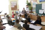 Урок в школі. Фото: скріншот YouTube-відео