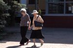 Пенсионерки. Фото: скриншот YouTube-видео