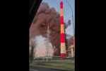 На россии после удара горит огромный НПЗ - видео