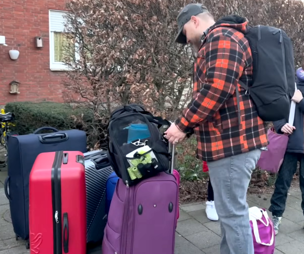 Рада разрешила арестовывать имущество и забирать жилье украинцев - даже за маленькие долги