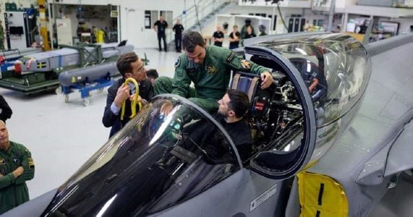 Шведський винищувач JAS 39 Gripen