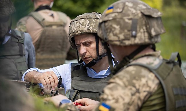 У Зеленского рассказали о всеобщей мобилизации и срочном наступлении на Донбассе