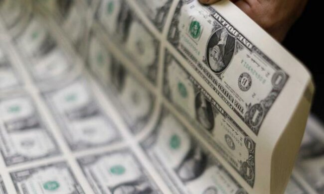 Афера на миллиард: Россию обвинили в печати фальшивых денег, в Москве все отрицают