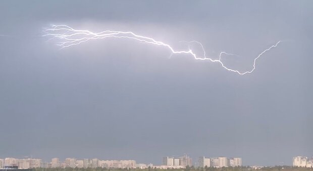 Грози та спека +29: синоптик Діденко попередила про погоду на День вишиванки