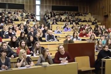 Студенты. Фото: скриншот YouTube-видео