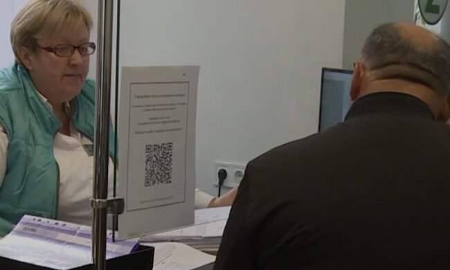 Є три способи: як пенсіонери можуть поновити посвідчення – інструкція від ПФУ