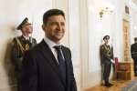 Борьба петиций: за Зеленского вступился народ. Никакой отставки! Вы поддерживаете?