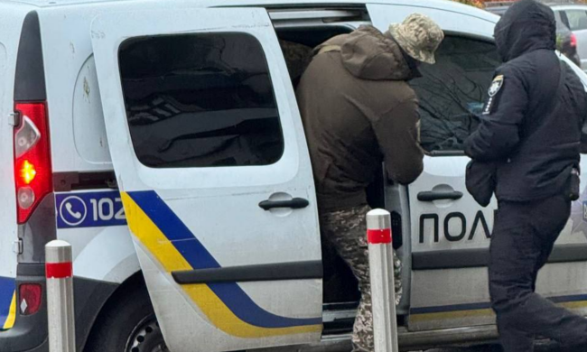 Ось це поворот: в Одесі в ТЦК побили поліцейського - привіз "добровольця" на мобілізацію