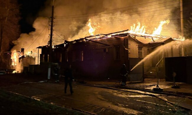 Нічний удар по Полтавщині: рятувальники показали наслідки – це пекло