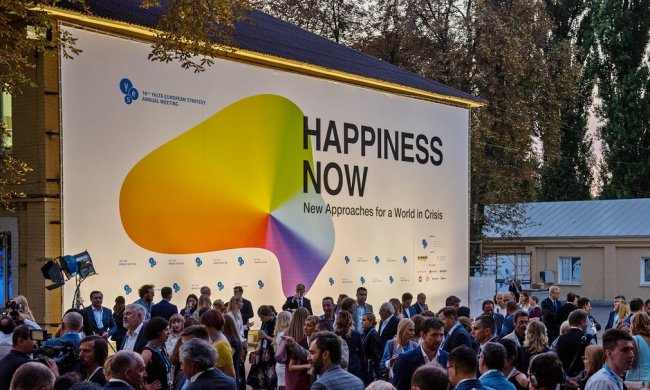 Все ахнули от изумления: форум YES в Киеве посетили голливудские звезды. Что они рассказывали об Украине