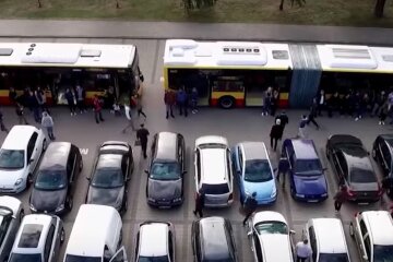 Автомобілі. Фото: YouTube, скрін