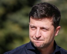 Зеленский болеет за наших: Президента заметили на матче Динамо - Шахтер