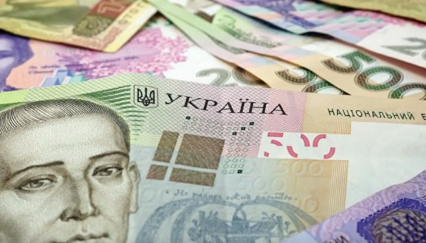Средние зарплаты украинцев выросли. Фото: youtube