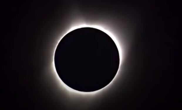 Солнечное затмение. Фото: скриншот YouTube-видео