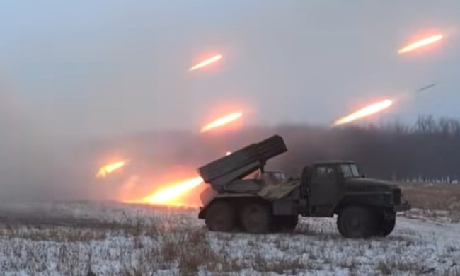 Боевики ЛНР готовят тяжелую технику