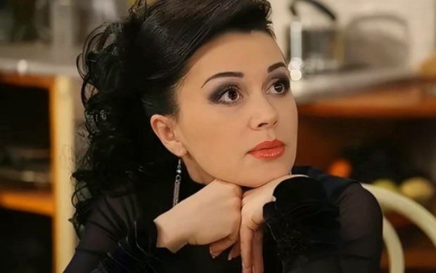 Анастасия Заворотнюк. Фото: скриншот YouTube