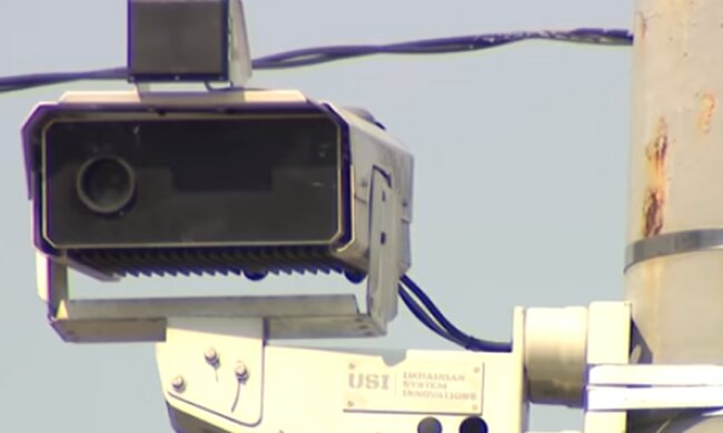 Камеры автофиксации нарушений ПДД получили новые функции. Фото: скриншот YouTube-видео