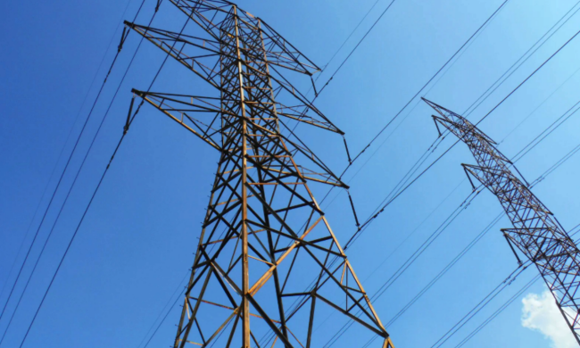 Зняти всі обмеження на тарифи по світлу: в українців аж ноги відібрало від такого