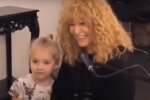 Алла Пугачева с Лизой. Фото: скриншот YouTube