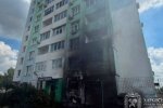 Последствия попадания дрона в многоэтажку в Харькове