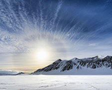 Ученые удивили: В Антарктиде обнаружили массу «подарков» из космоса
